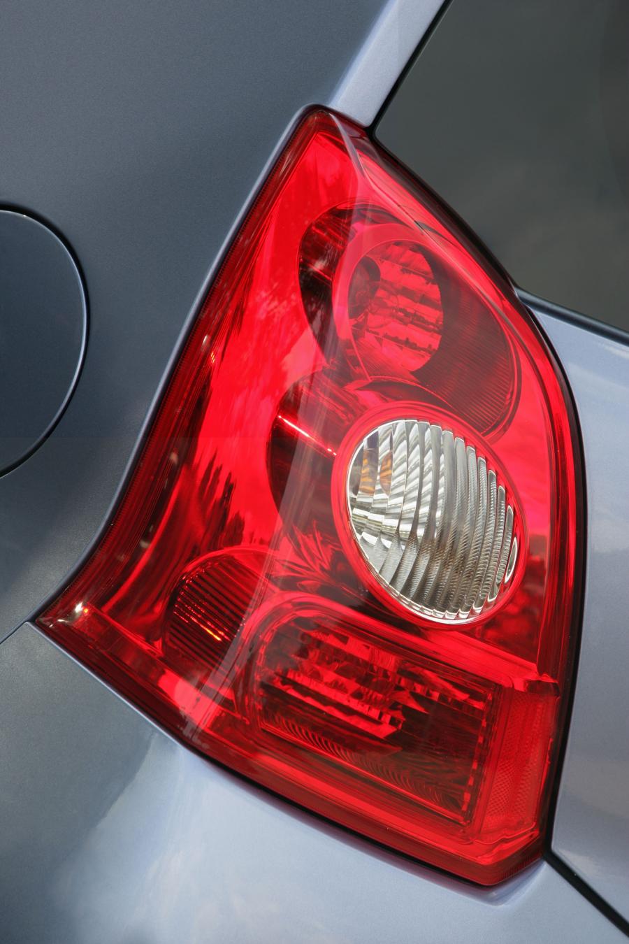  Nissan Pixo 2008 года  (фото 109 из 120)